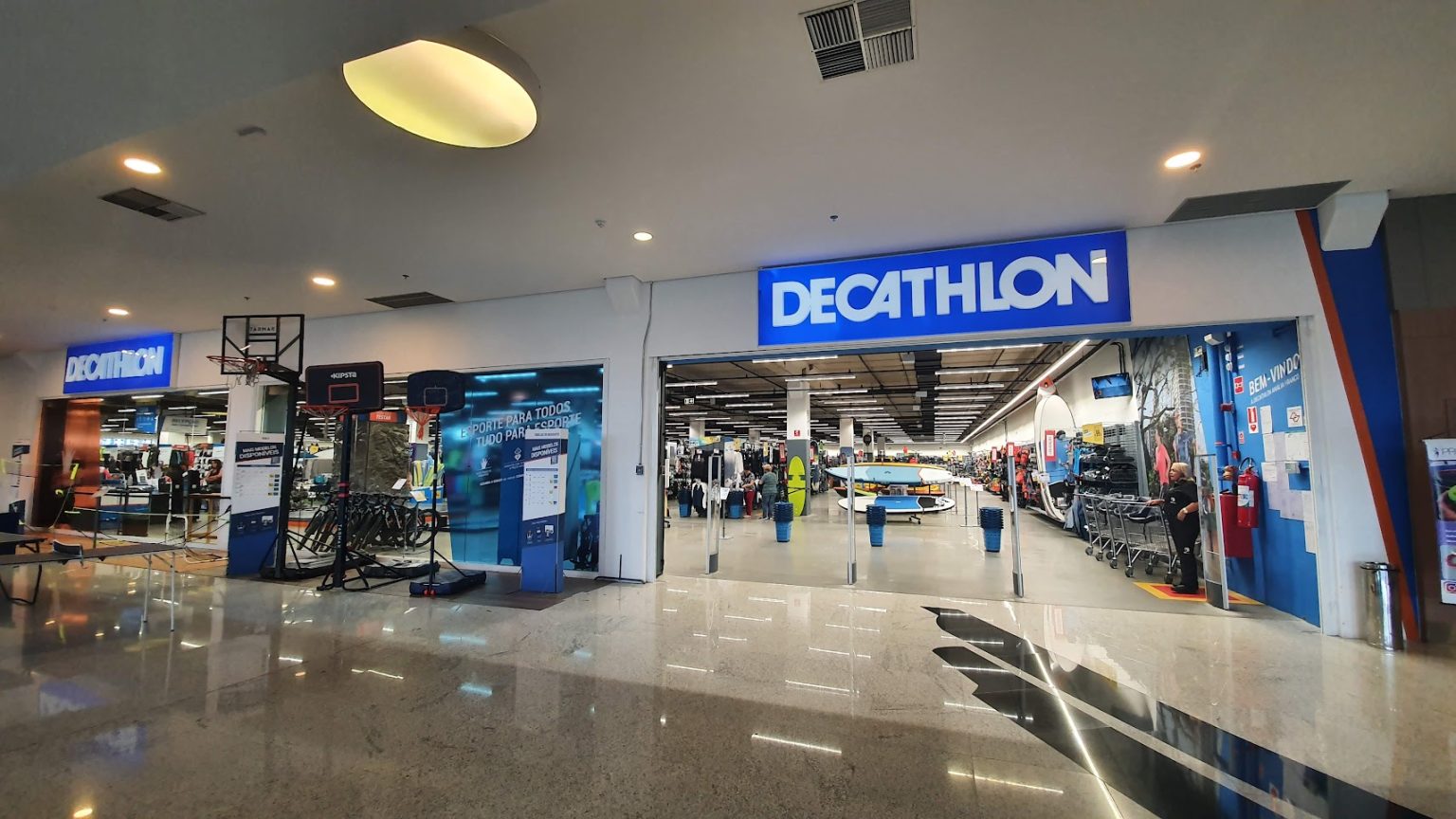 Decathlon, a maior rede de lojas de artigos esportivos do mundo.