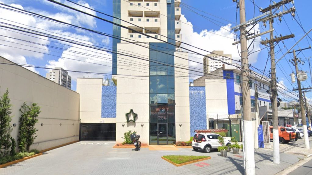 Dra Valéria Munhoz – Fisioterapeuta especializada na reabilitação de cabeça e pescoço