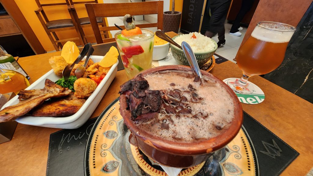 Quarta Feira – Dicas de onde comer uma Feijoada no Tatuapé